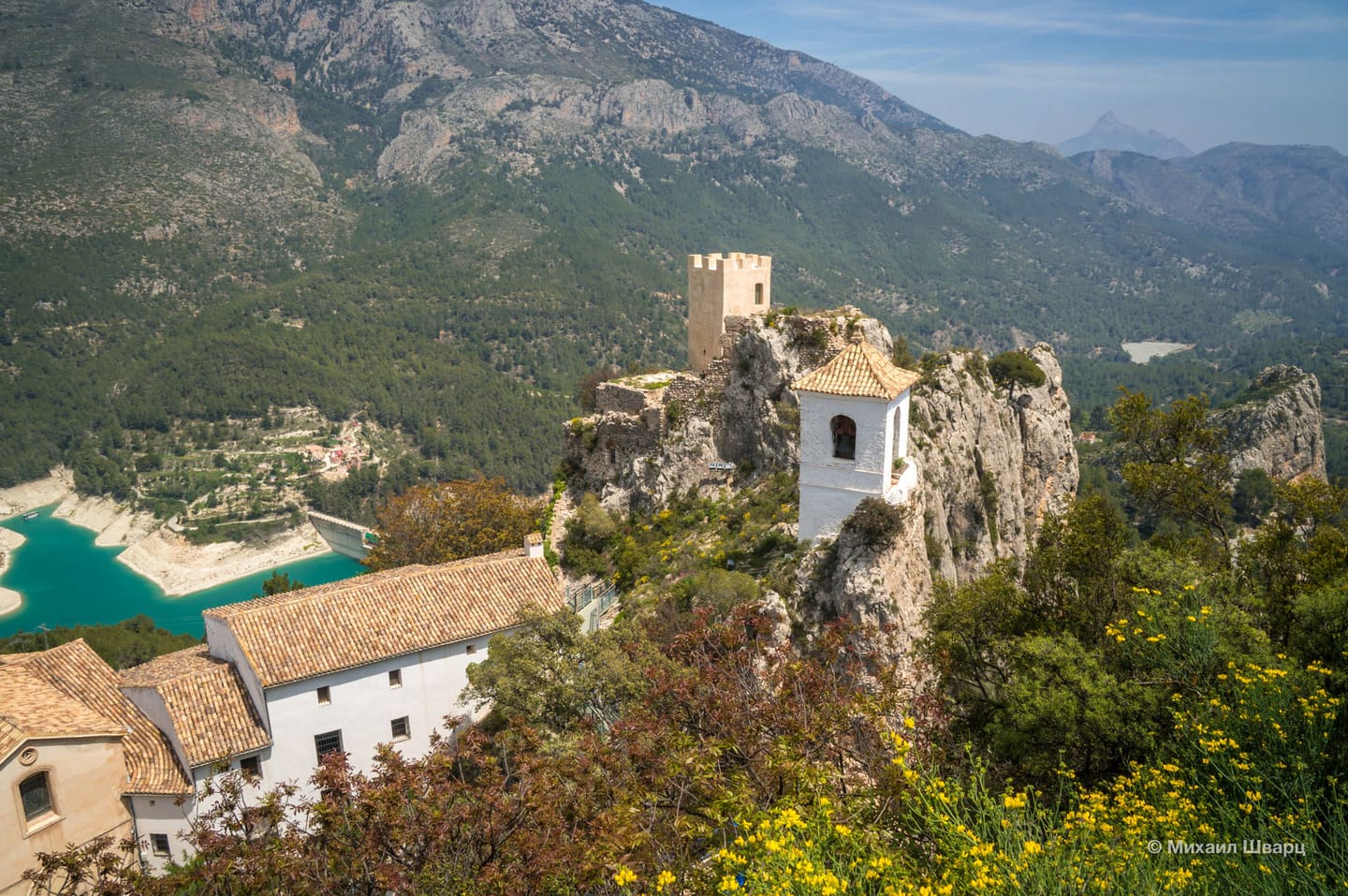 Alcazaiba and the observation tower (Penon de la Alcala)
