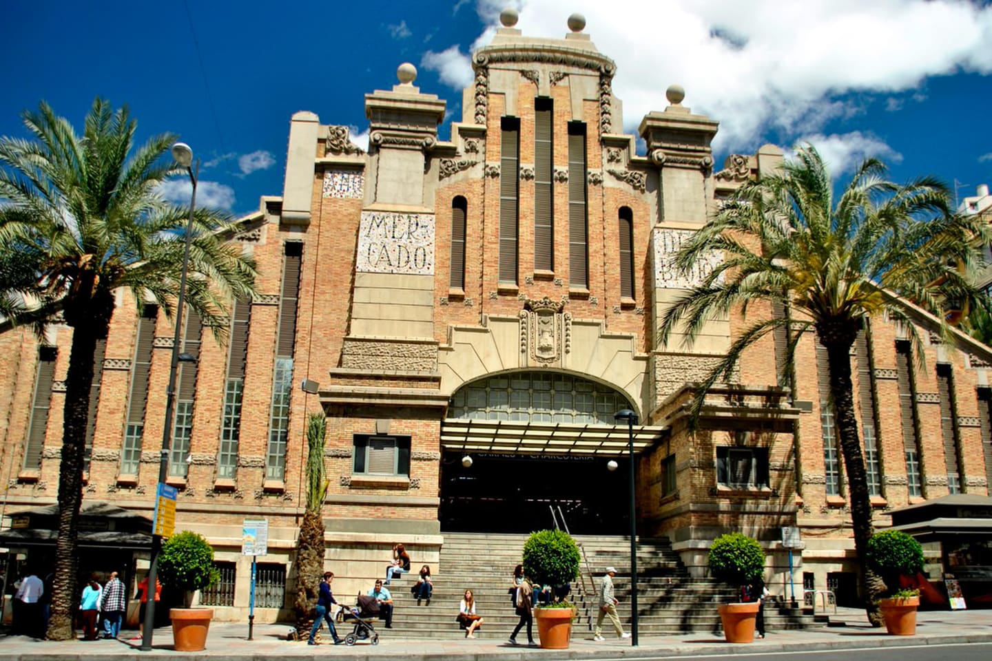 Central market building